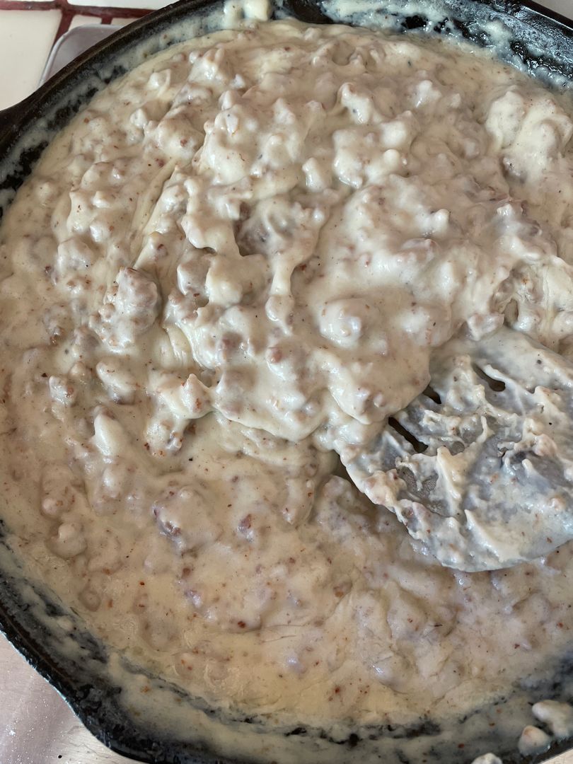 The Pioneer Womans Sausage Gravy Daily Recipes 