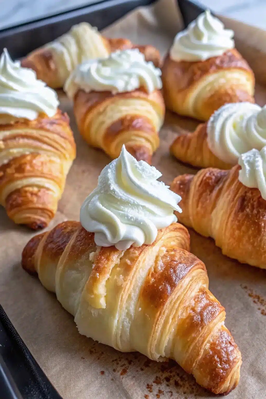 15 puff pastry cream horns 1