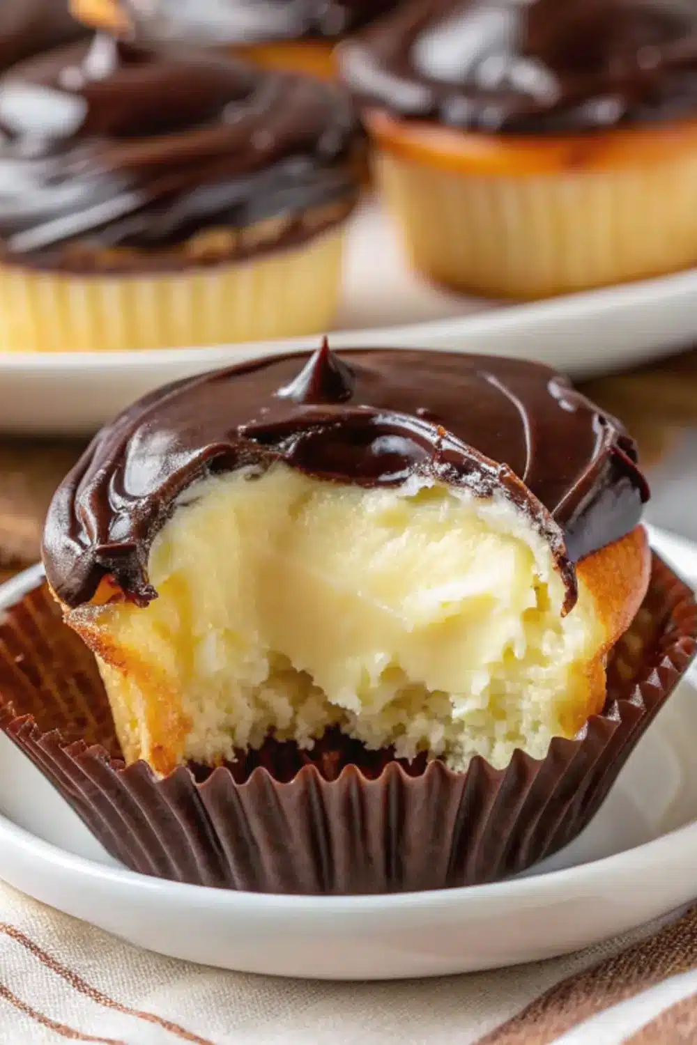 5 boston cream cupcakes 1