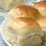 8 soft and buttery yeast rolls