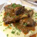 9 crockpot beef short ribs with rich gravy 1