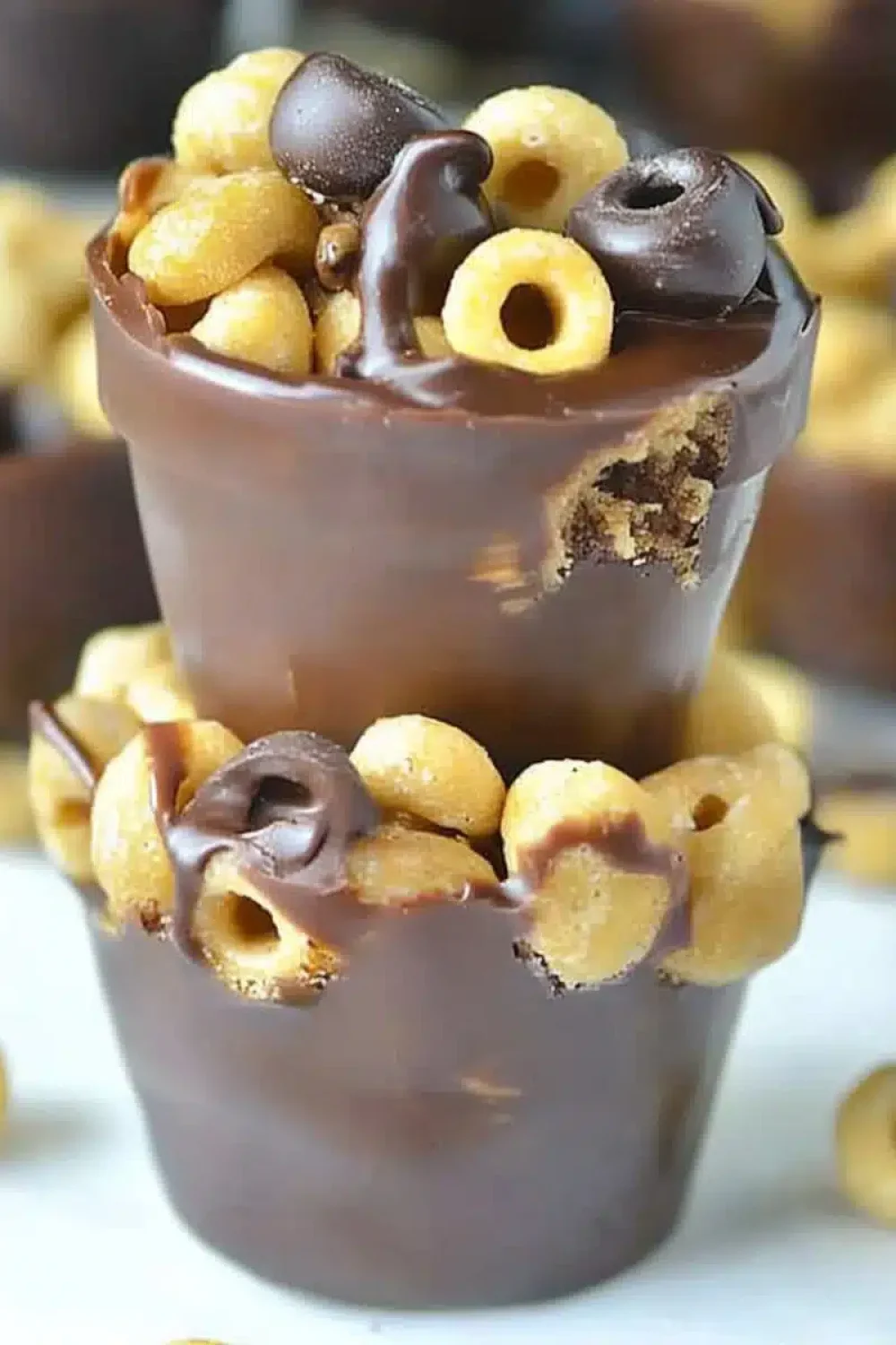 chocolate peanut butter cheerios cups