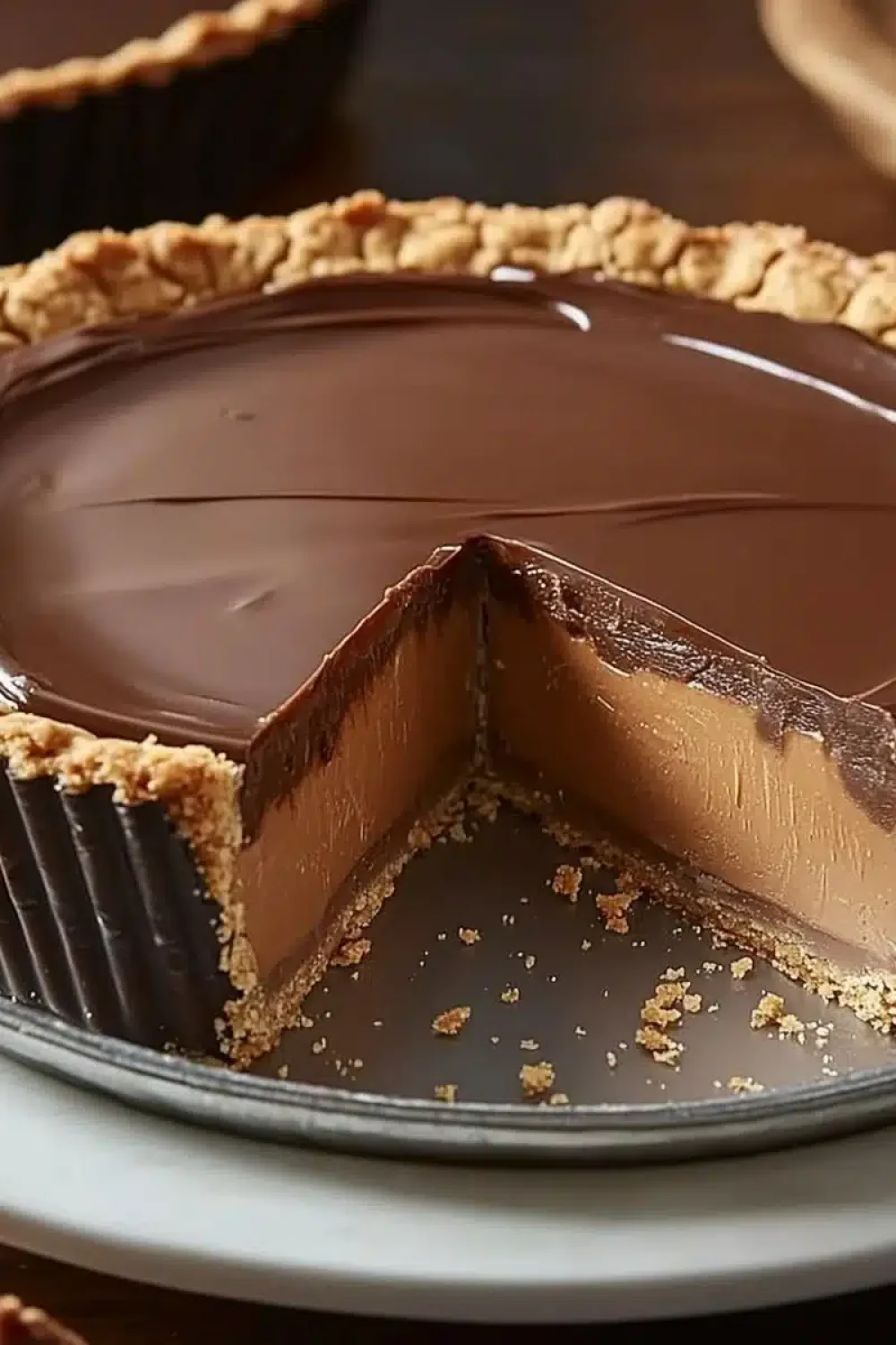giant reeses peanut butter cup pie